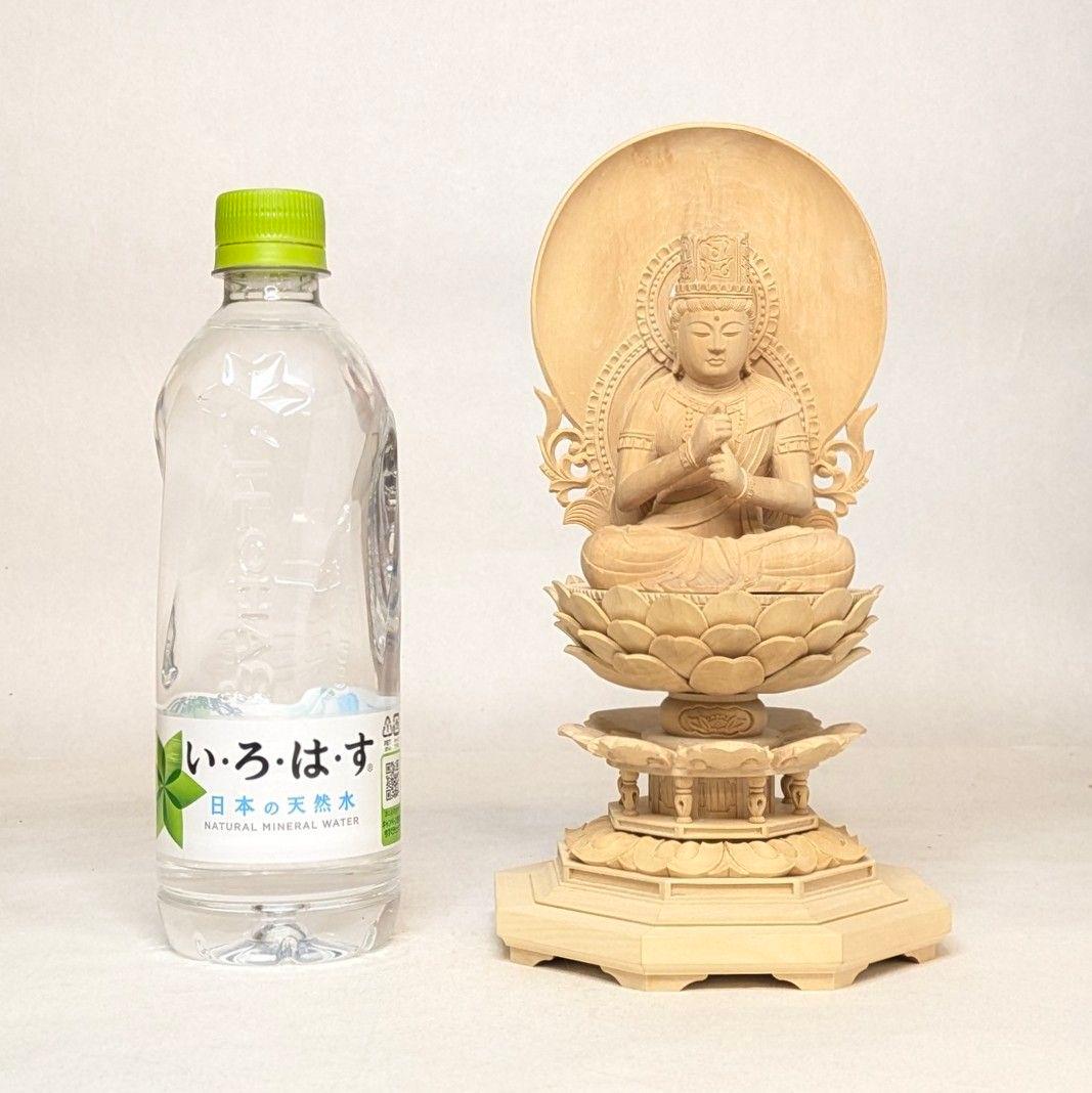 フォロー割・新品】 大日如来 柘植 八角台座 高さ約23.5㎝ 上彫