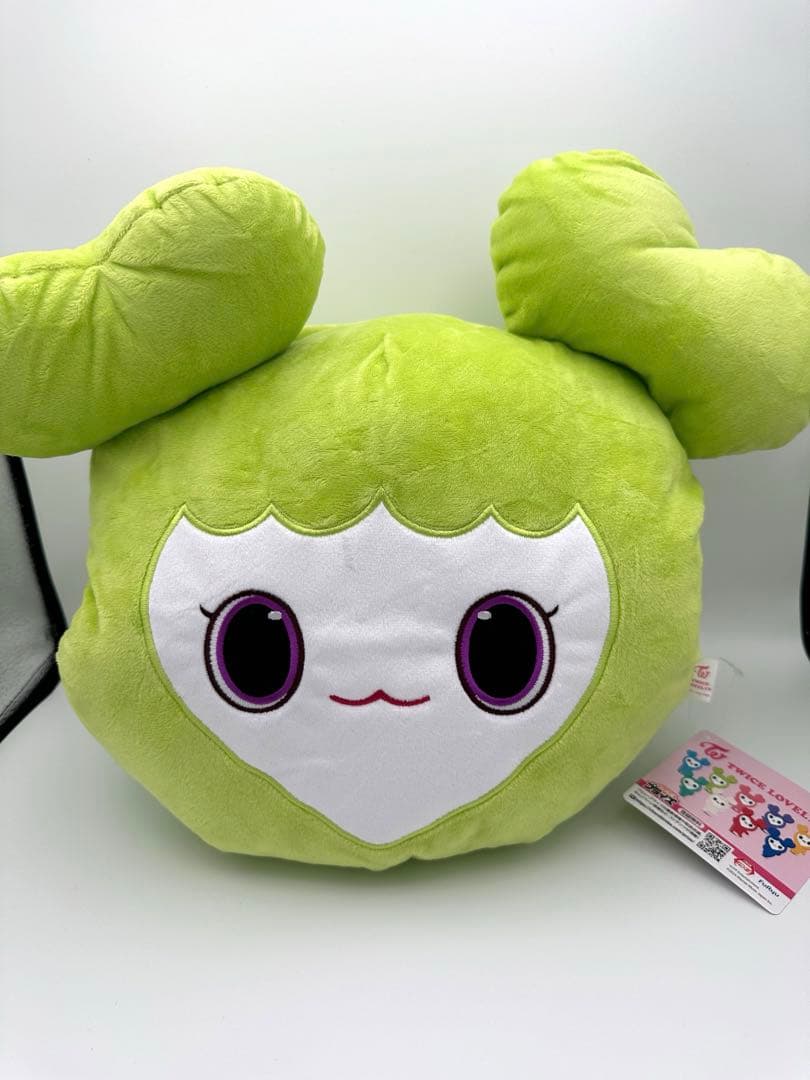 匿名発送】TWICE LOVERYS お昼寝クッション全種 gigo限定 - メルカリ