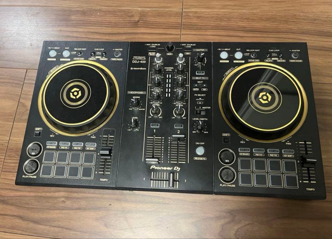 DDJ-400 限定ゴールド DDJ-400の限定ゴールドカラーモデル『DDJ-400-N』｜島村楽器 イオン