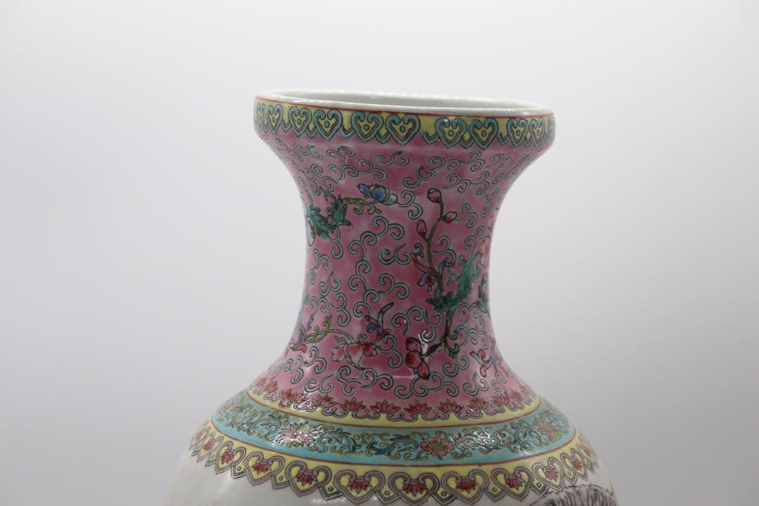 中国 大清乾隆年製銘 粉彩桃紋瓶 送料込み0726