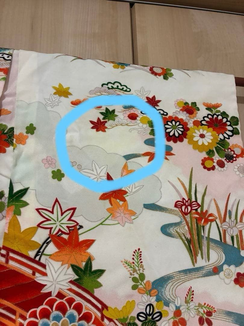 7歳　七五三用 白地に華やかな古典柄着物セット