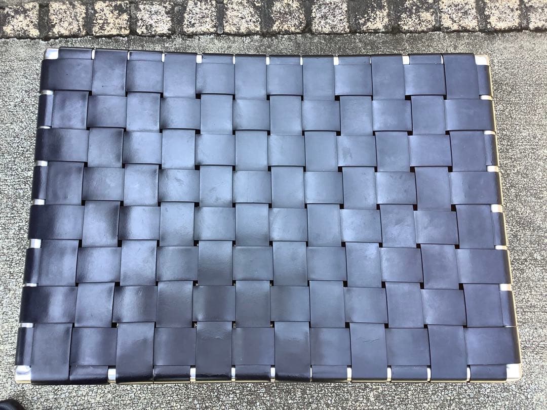 Actus ステンレスフレーム　革スツール