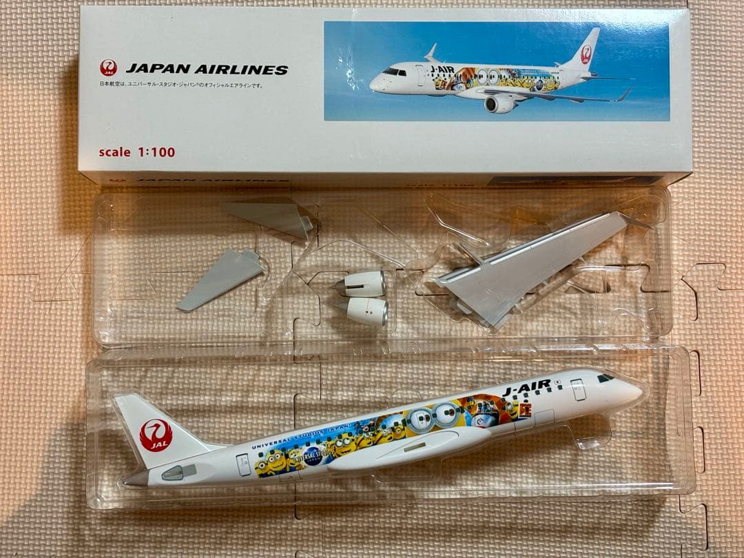 限定品】J-AIR ミニオンジェット エンブラエル190 1:100スケール