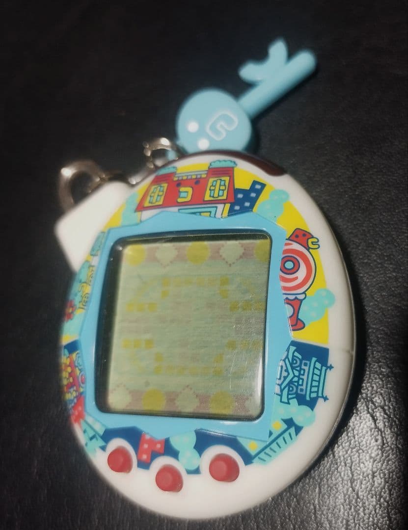 バンダイ　いぇーふぁみりーイロイロ　たまごっちプラスふぁみたまおうち　中古　美品