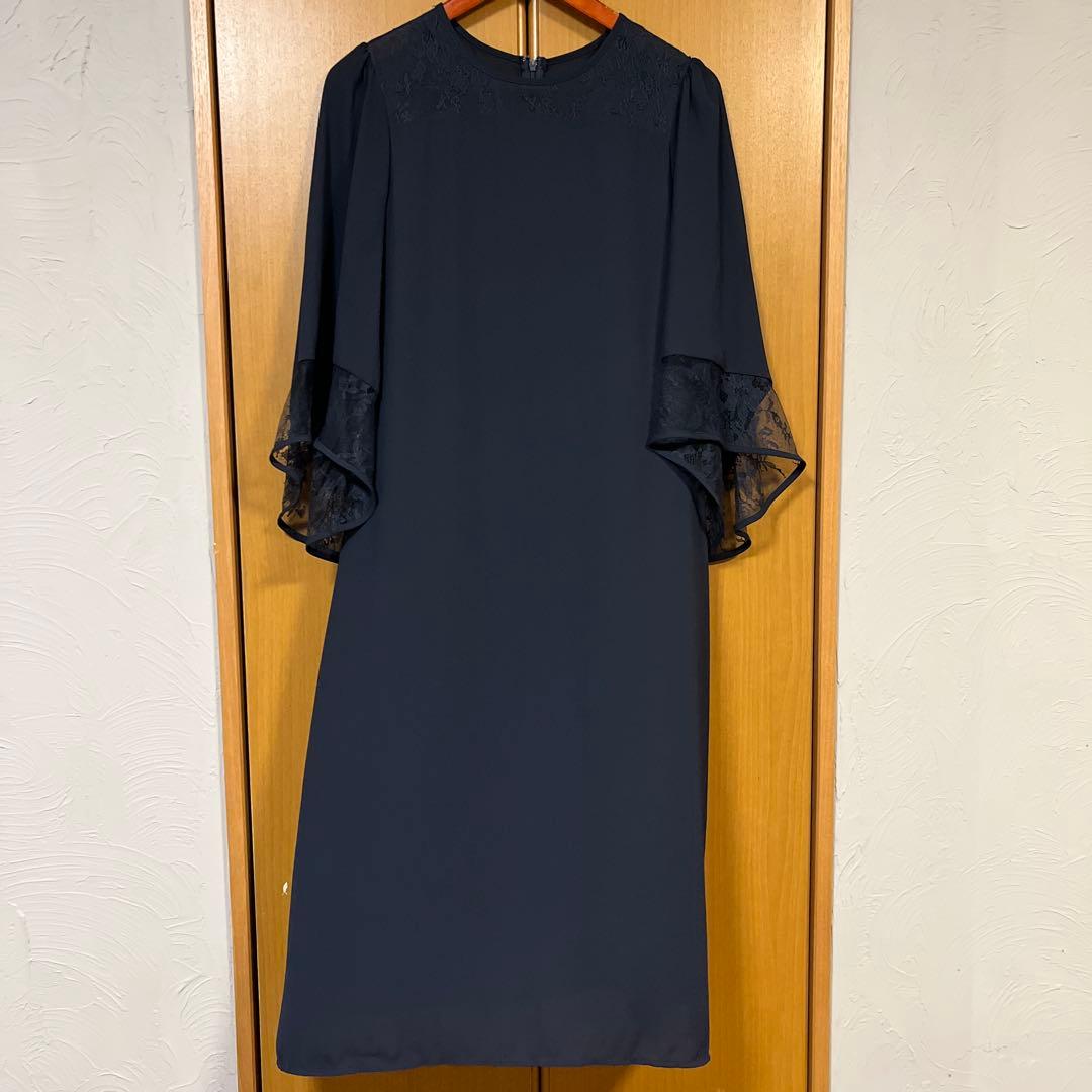 Floliaレース切り替えフレアスリーブＩラインワンピースネイビー