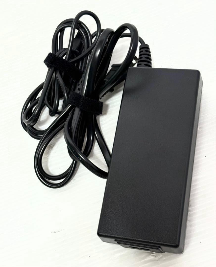 使用ほぼ無し♪ 美品 HITACHI 日立 コードレス冷温庫 UL18DSL