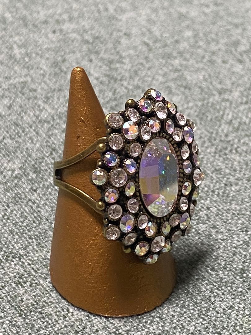 新品未使用ミハエルネグリン豪華リング指輪クリスタルスワロフスキー