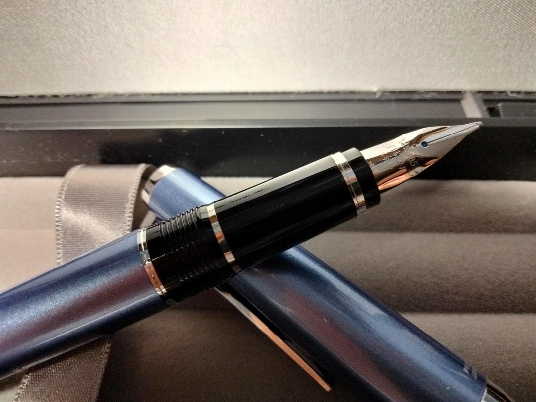 パイロット 万年筆 エラボー ライトブルー(SB)