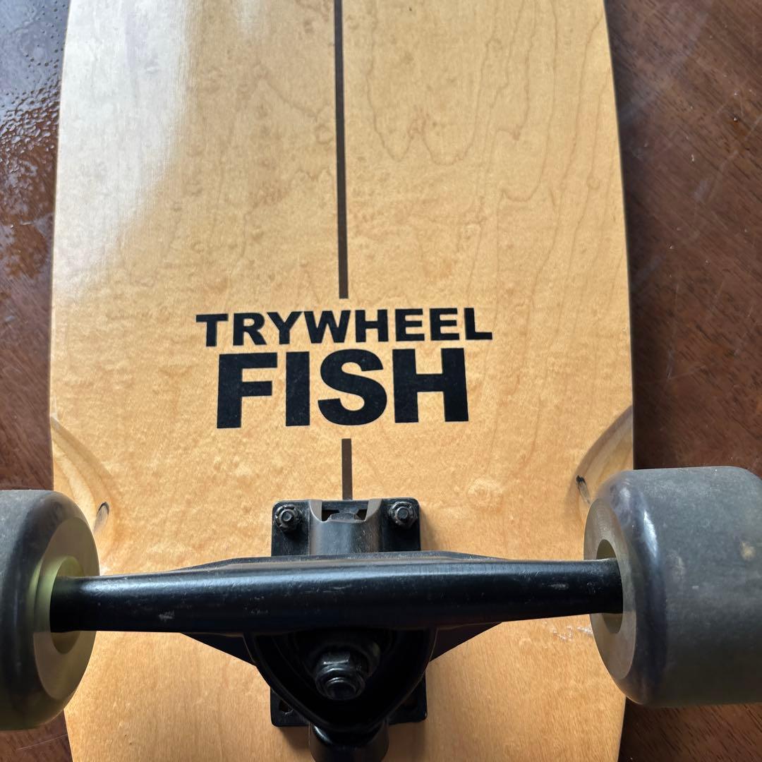 TRYWHEEL FISH スケートボード