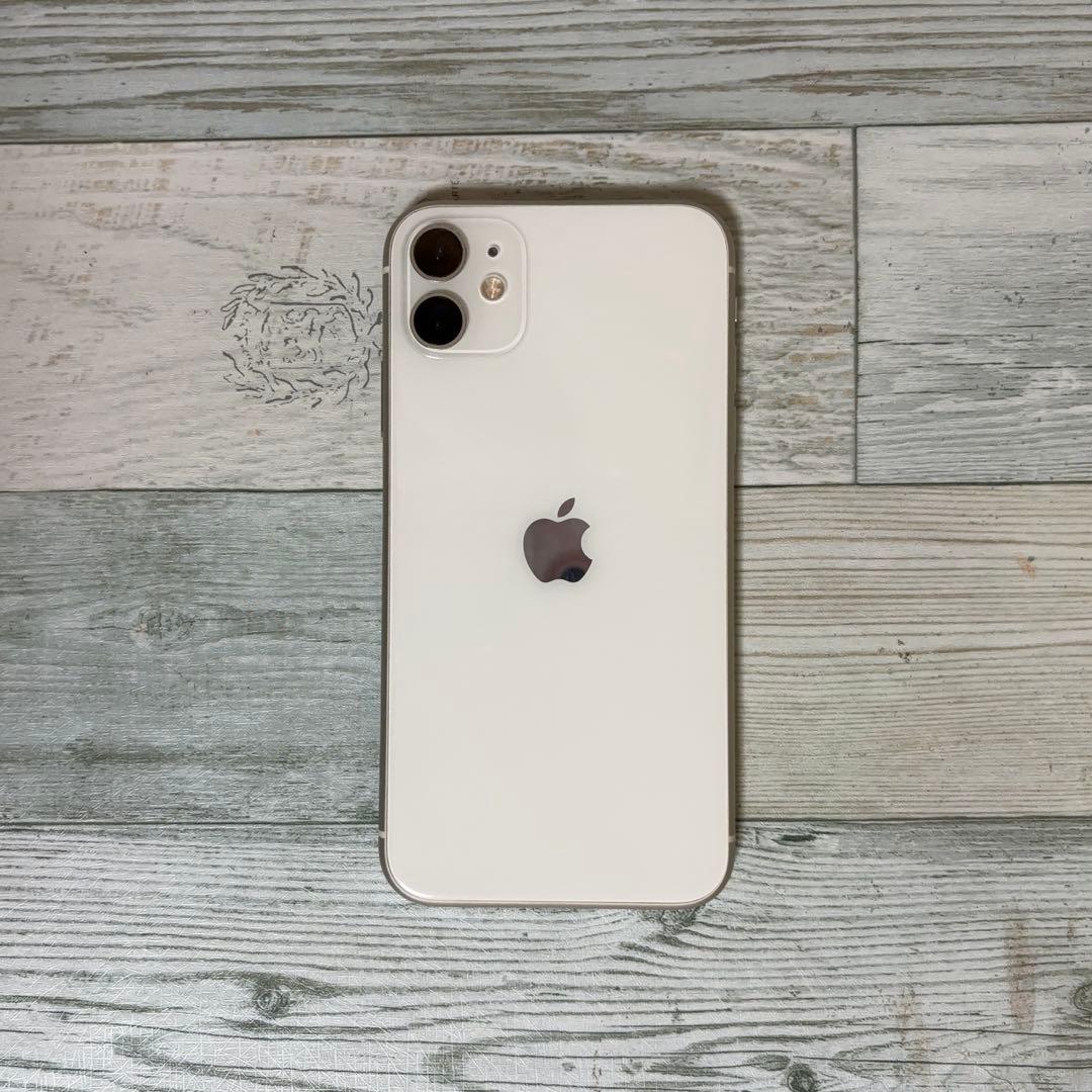 iPhone 11 ホワイト 64GB