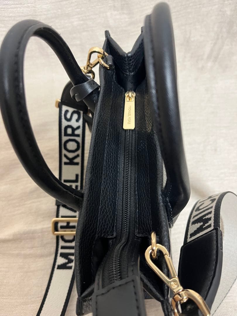 MICHAEL KORS マイケル・コース 2WAYショルダーバッグ