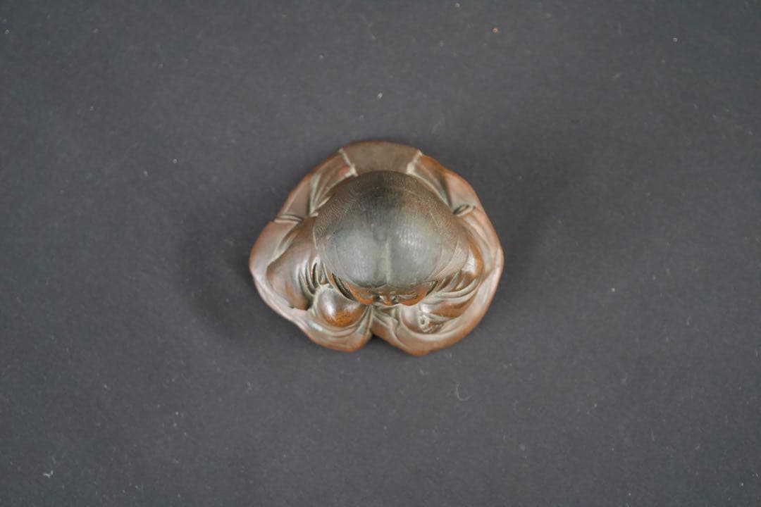 お多福 おたふく 招福 縁起物 置物 金属製