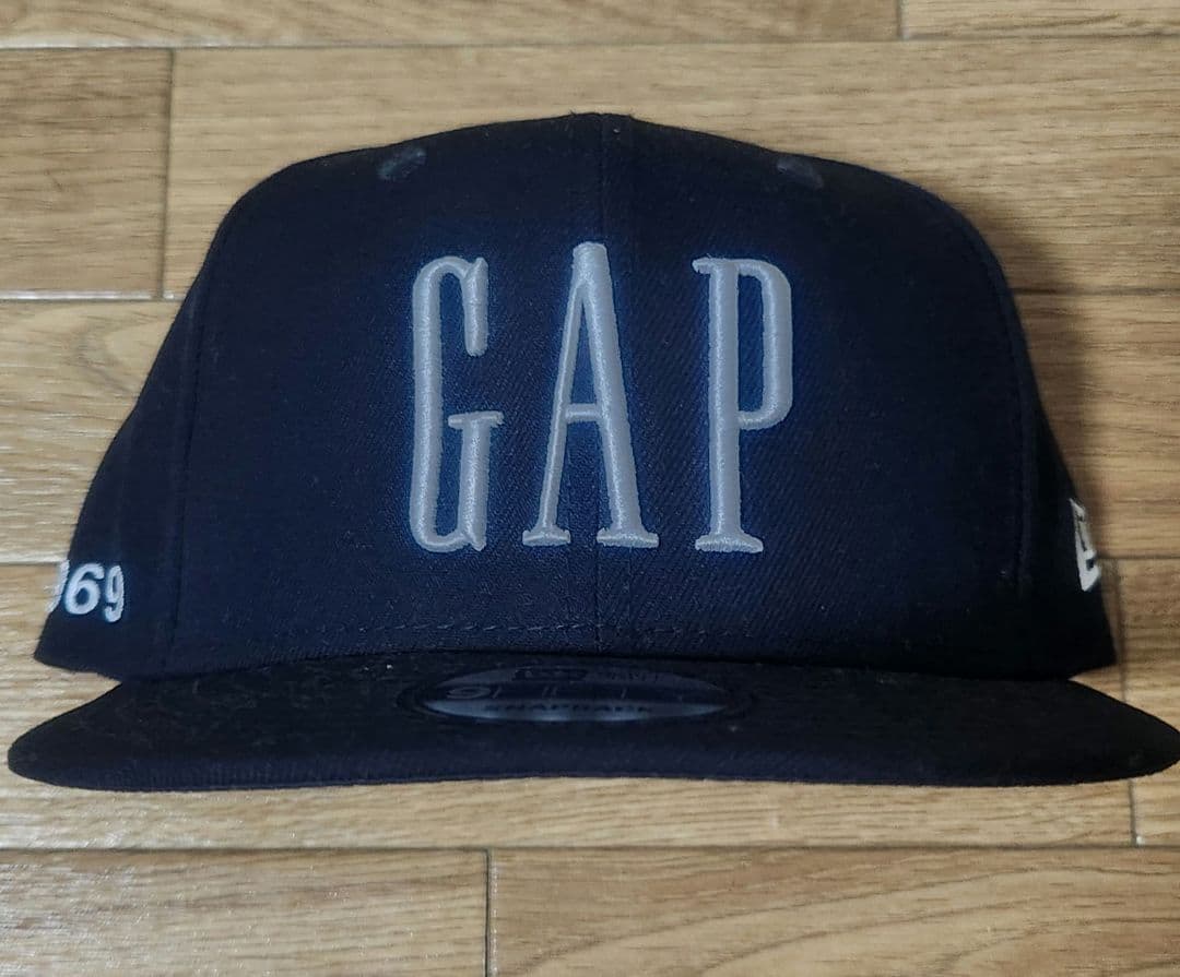 GAP × NEW ERA コラボ キャップ ネイビー