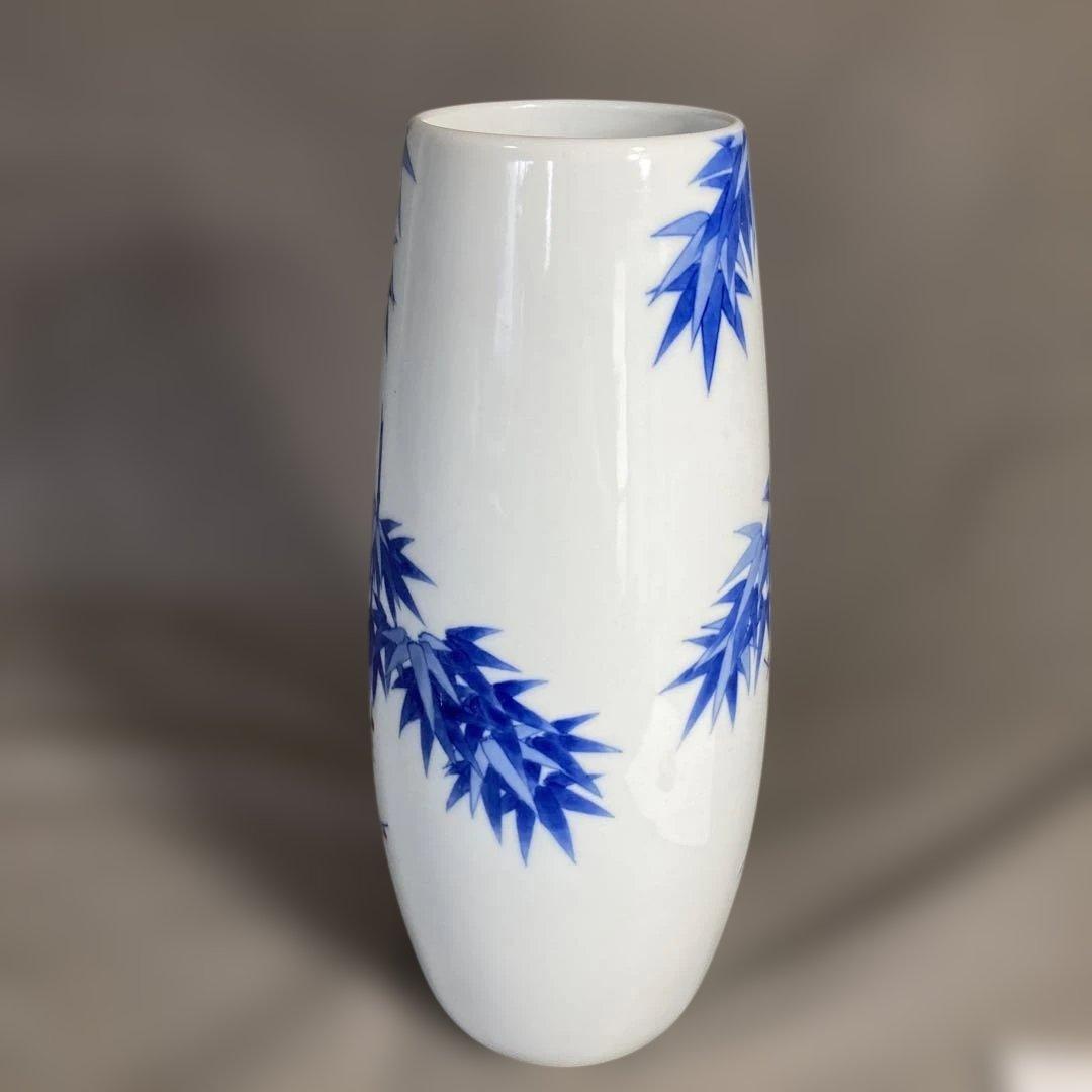 【市川光春】色鍋島の伝統　鍋島藩窯　名窯　御庭焼　市川光春作　錦竹梅菊文　花瓶