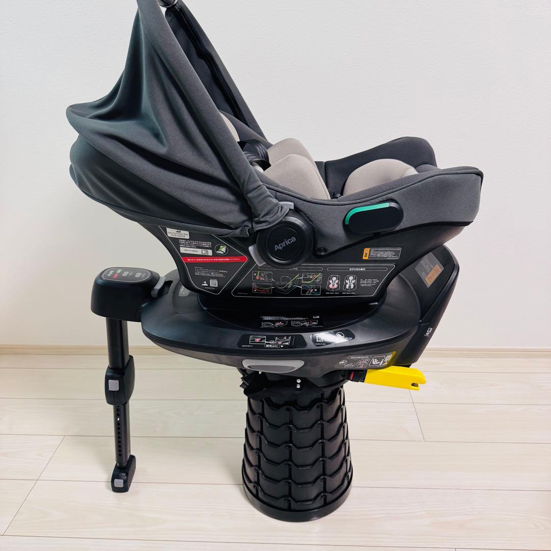 ほぼ未使用！アップリカ AIR CARRY トラベルシステムベース　セット