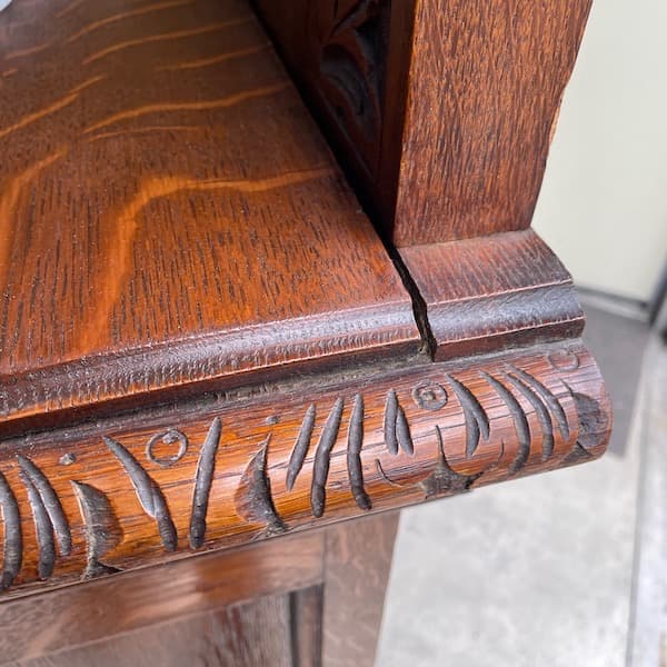 1880年頃 イギリスアンティーク ミラーバックキャビネット カップ