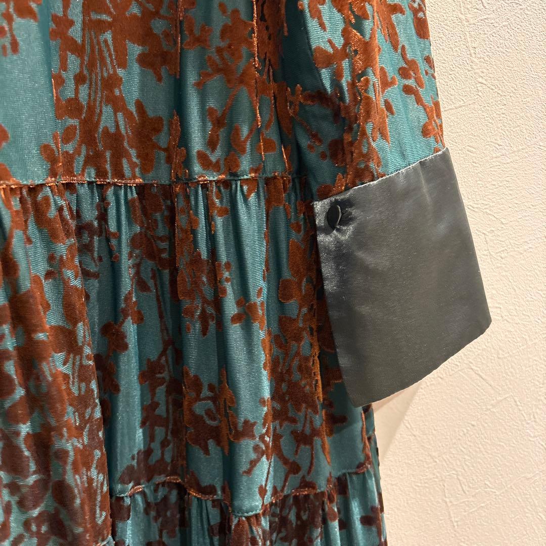 ROSSO フロッキープリントティアードワンピース