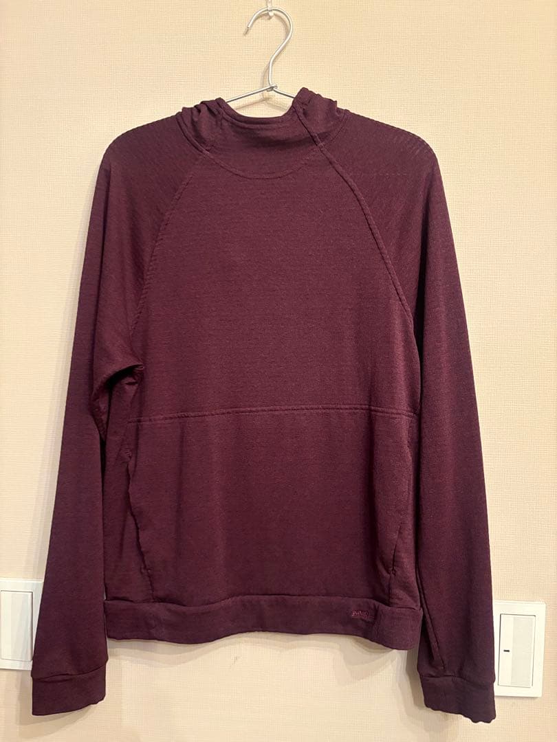 メンズ・キャプリーン・サーマル・フーディ　Sサイズ