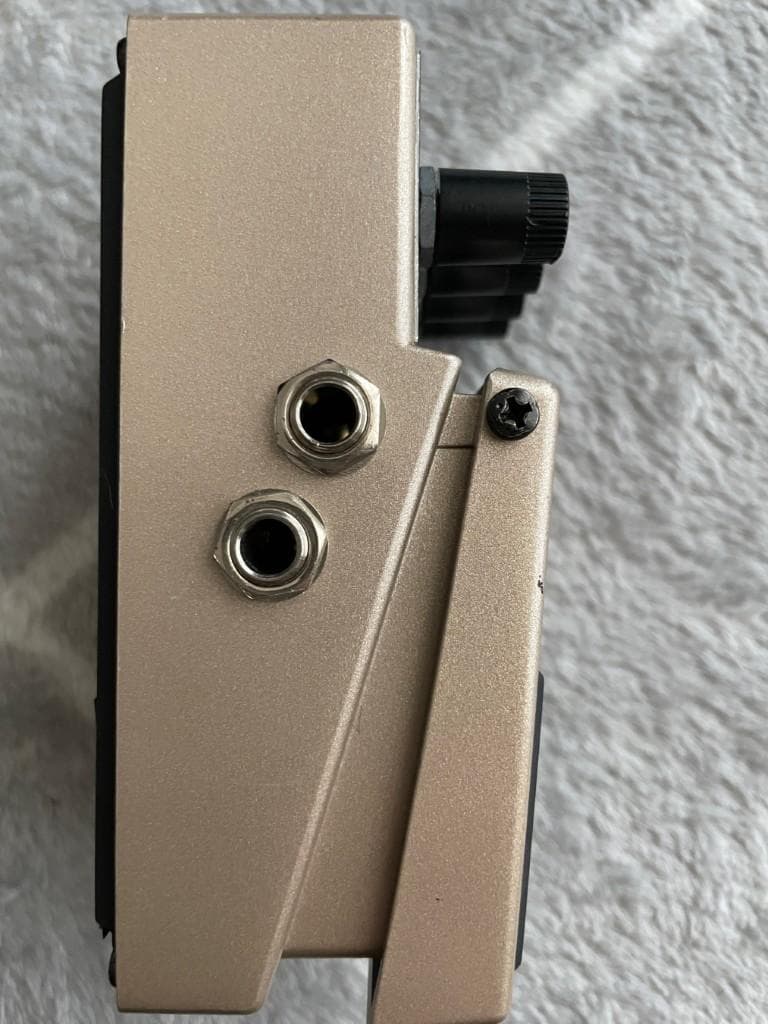 ★中古★BOSS（ボス）AW-3 Dynamic Wah（ エフェクター）