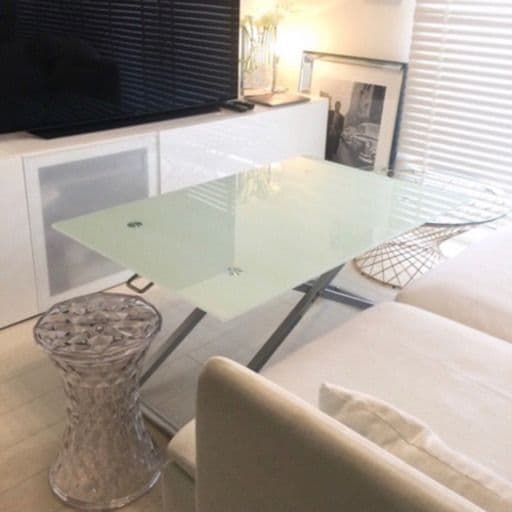 ニトリ ガラス製昇降ダイニングテーブル (送料無料)