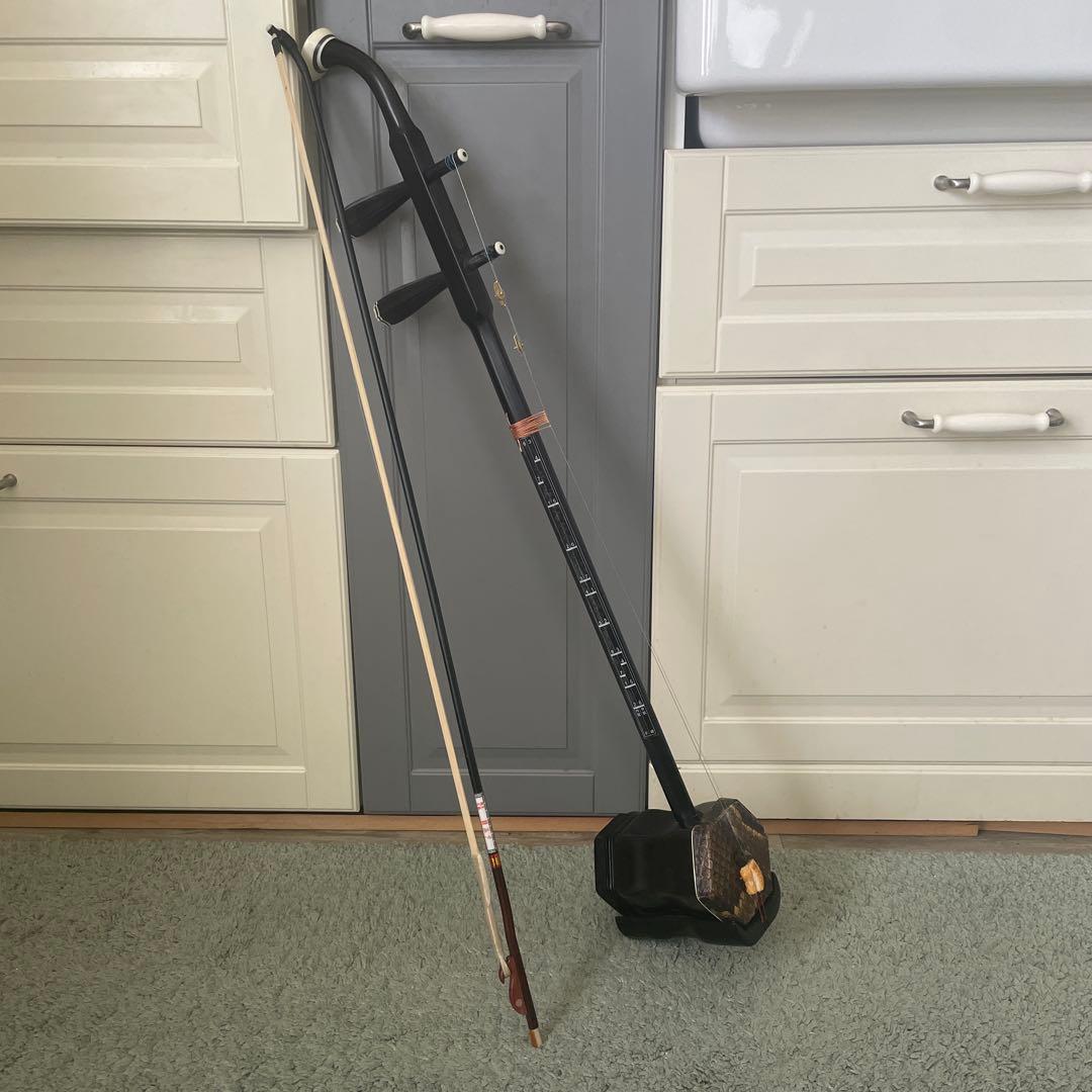 二胡 ほぼ未使用 ケース有り　黒壇　蘇州製　六角形