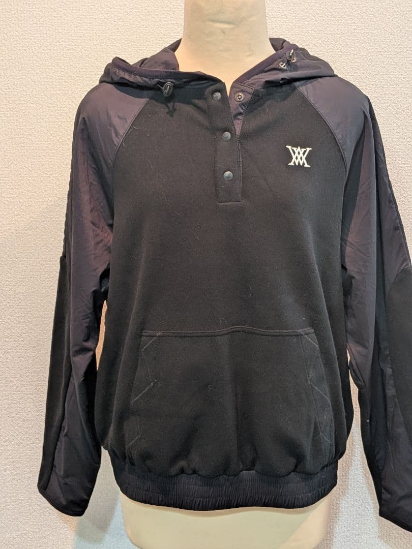 アニューゴルフ☆Wバーンアウトロゴアノラック☆サイズＭサイズ☆