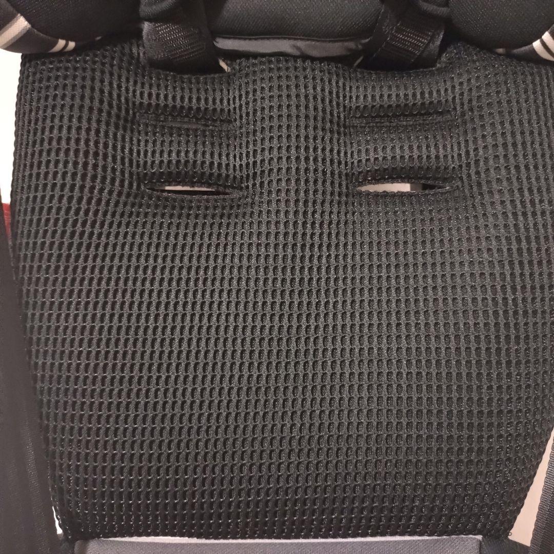 美品　日本育児　トラベルベストECプラス　チャイルドシート　ブラック　TV106