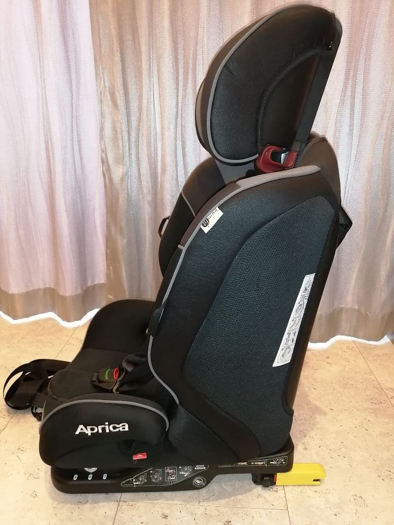 Aprica チャイルドシート フォームフィットチャイルドシート ISO Fix