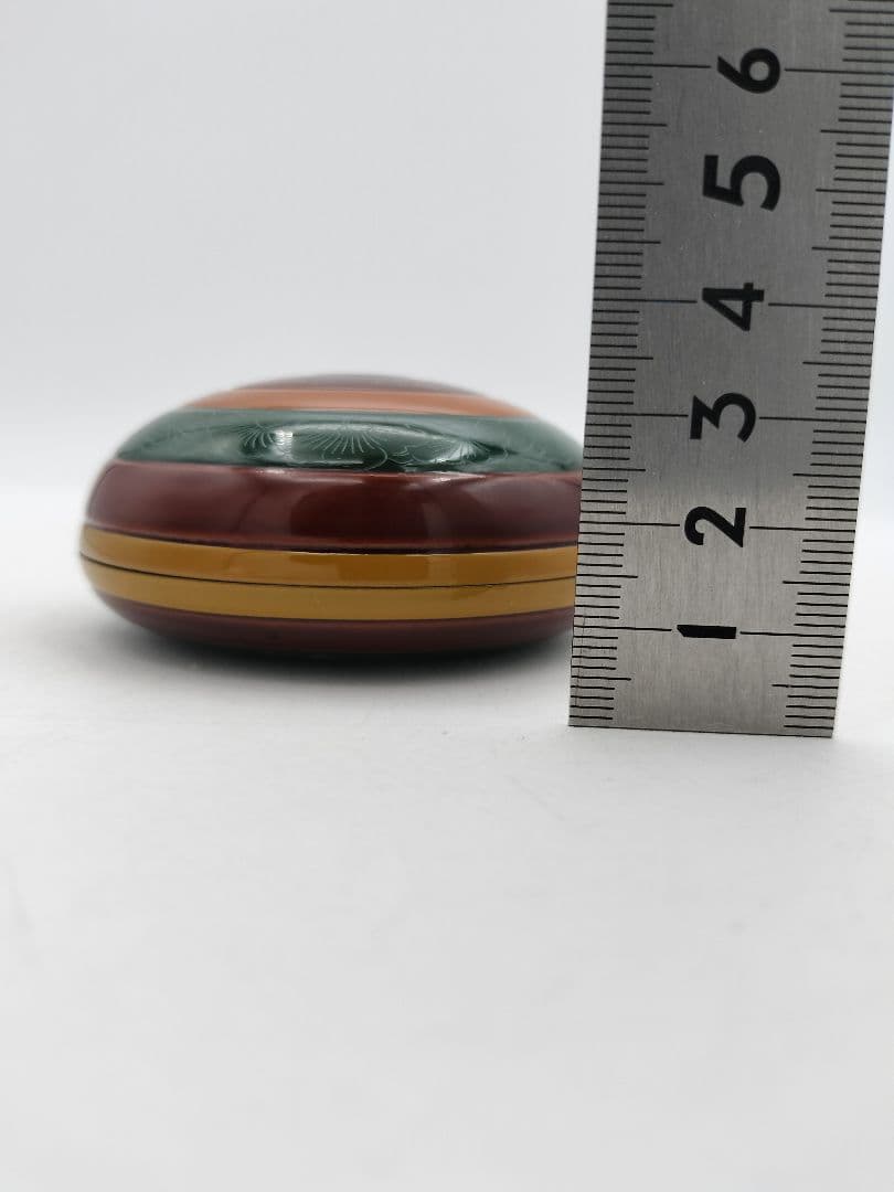 b821 【新品・未使用】香合 玄々斎好 独楽 道場宗廣 木箱 茶道具