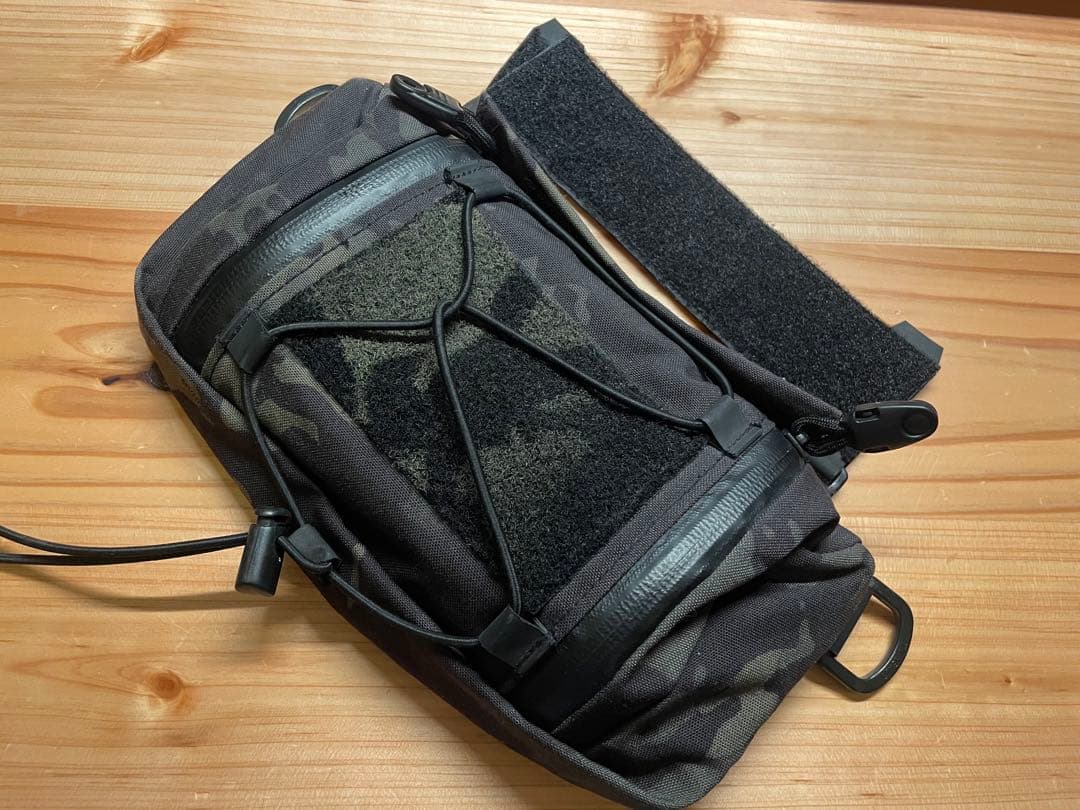 個人装備 x115xTAYLOR HANGER POUCH TWIN ZIP x115xTAYLOR HANGER POUCH TWIN ZIP ショルダー/ハンガーポーチ