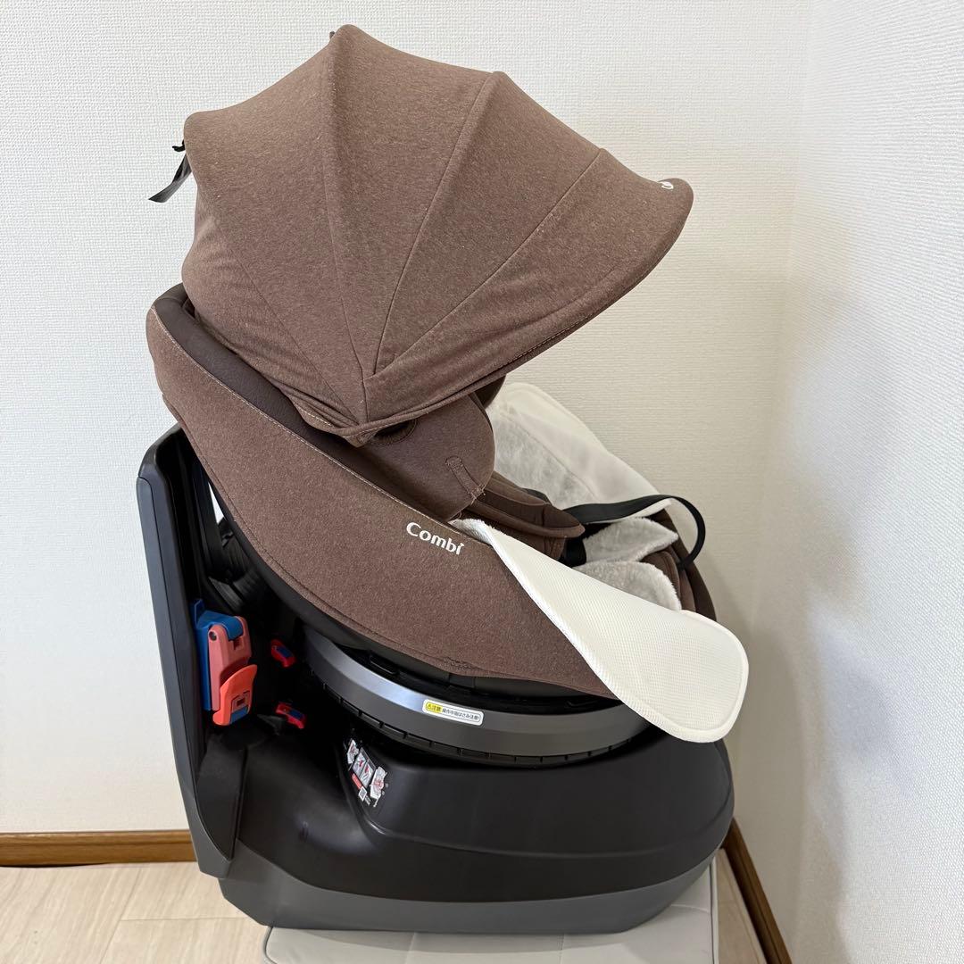 【極美品】Combi クルムーヴスマート 新生児〜 シートベルト固定式