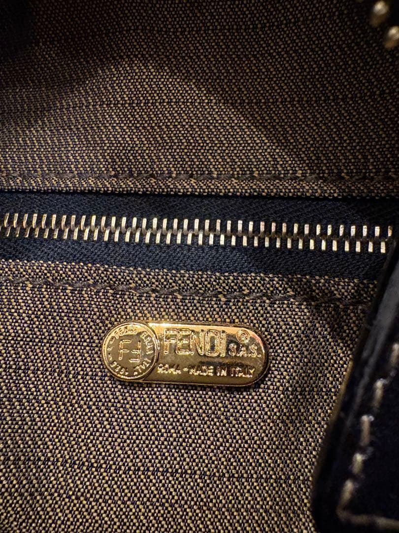 【値下げ！】FENDI フェンディ ズッカ 柄バニティバッグ ブラウン 茶