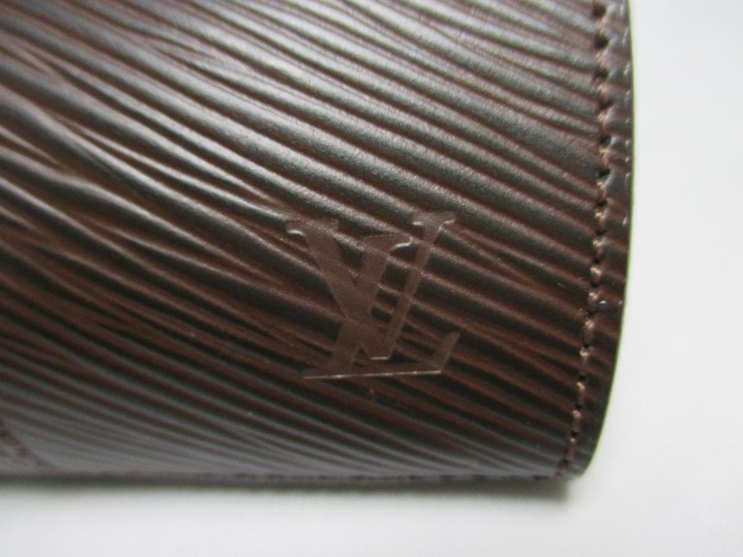 未使用品 ルイヴィトン ケース ミニポーチ エピ M6344D ブラウン