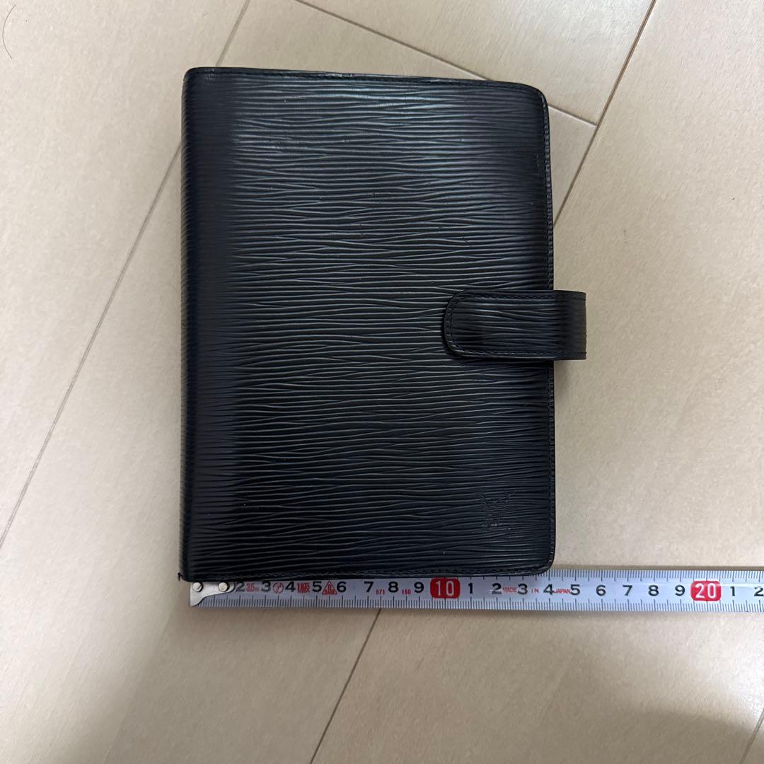 Louis Vuitton エピレザー リング式ファイル