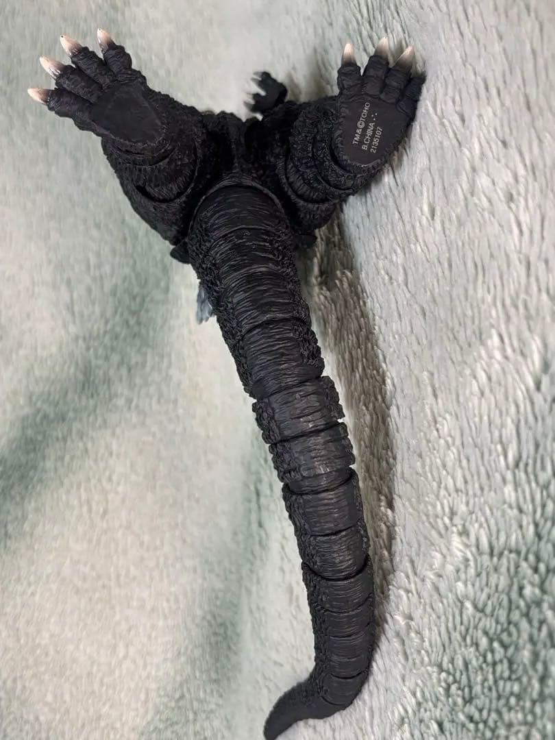 【美品】 S.H.モンスターアーツ ゴジラ