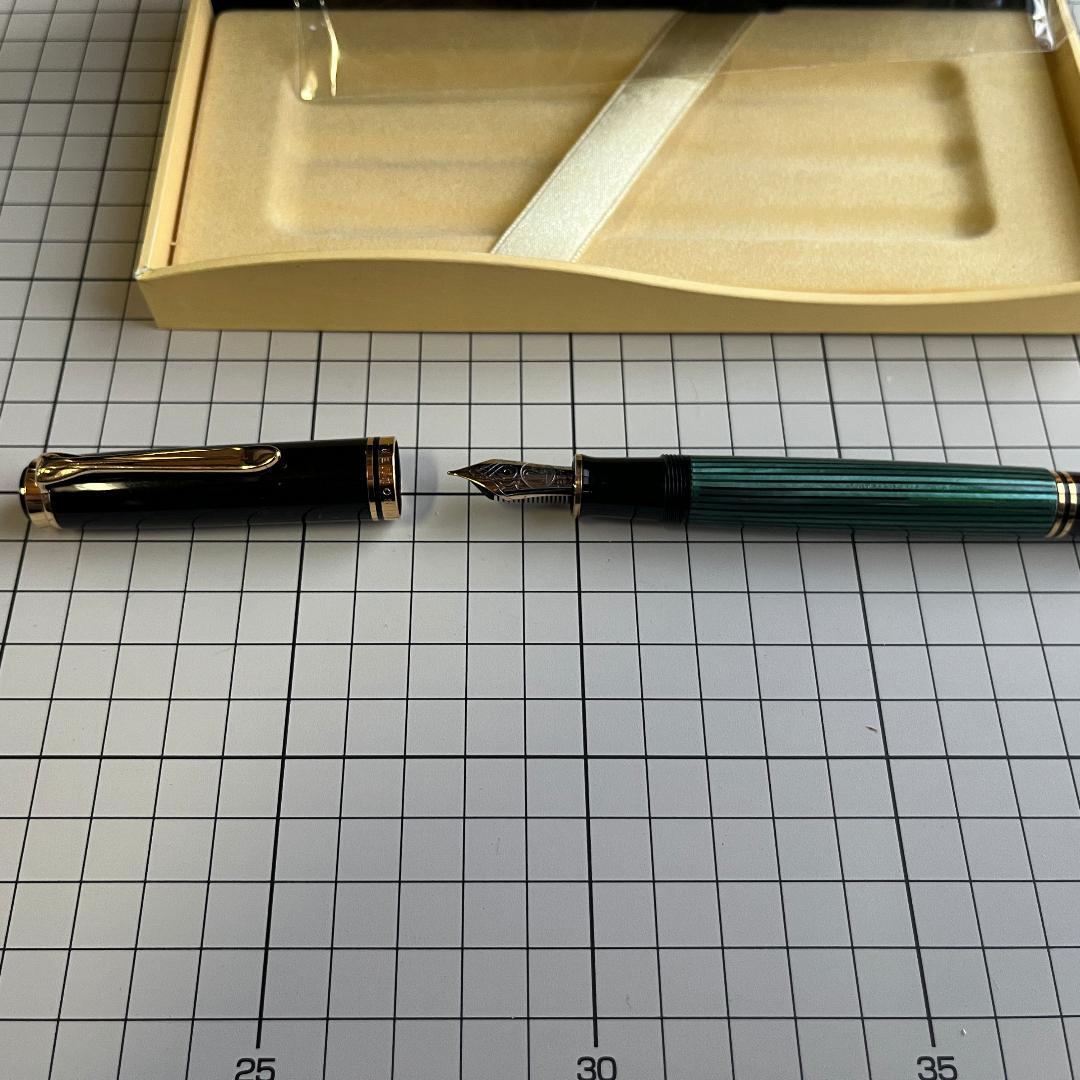 ペリカン万年筆　スーべレーンM800 緑軸 細字F