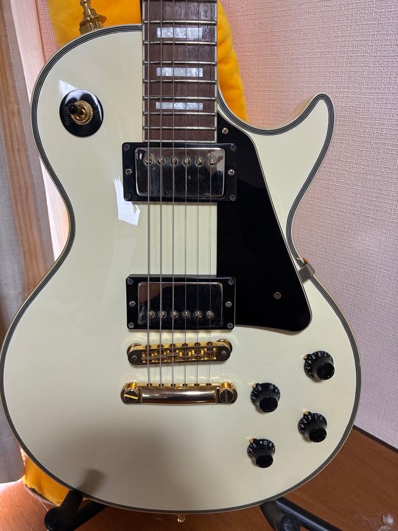 Burny レスポールカスタム　白