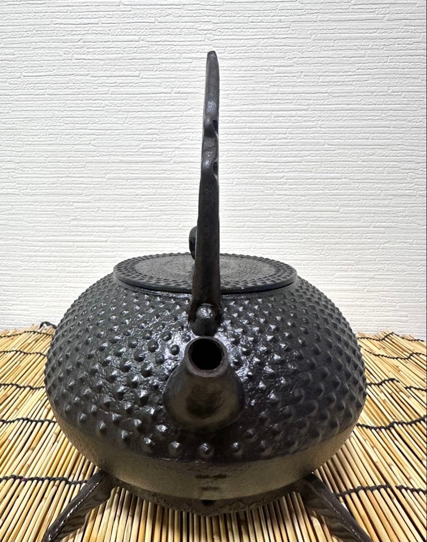 未使用、保管品　南部成龍堂鋳造所　斎峰　及川光正造　宝珠形馬蹄鉉　南部鉄瓶