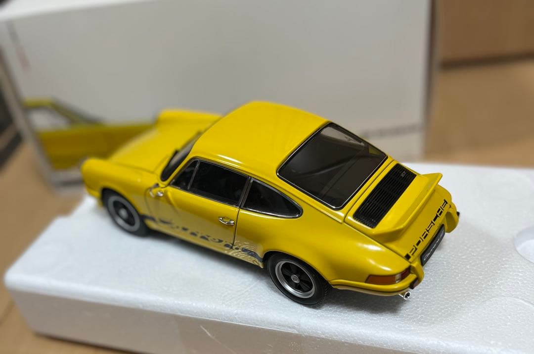 ポルシェミュージアム特注 1/18 911 カレラ RS 1964 イエロー