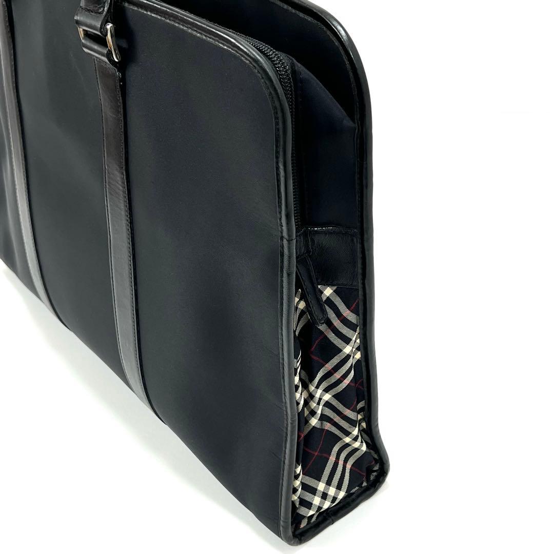 バーバリーブラックレーベル　ビジネスバッグ　ナイロン　レザー　チェック　ブラック