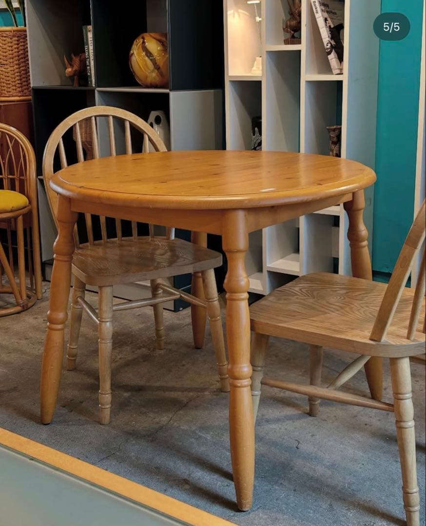 ラウンドダイニングテーブル【monoroom町田】