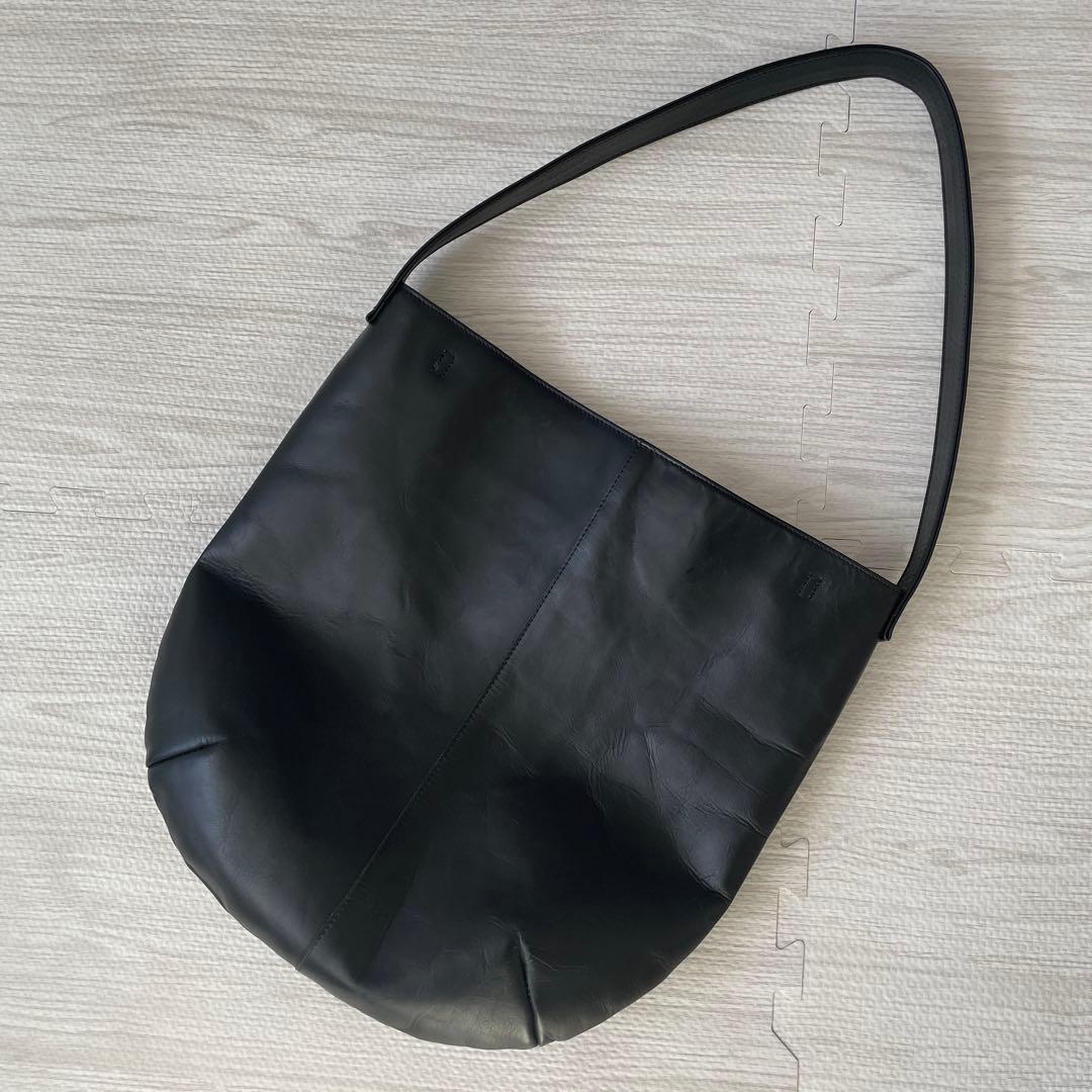 北欧暮らしの道具店「の日にもお気に入りを」撥水レザーの2WAYトートバッグ