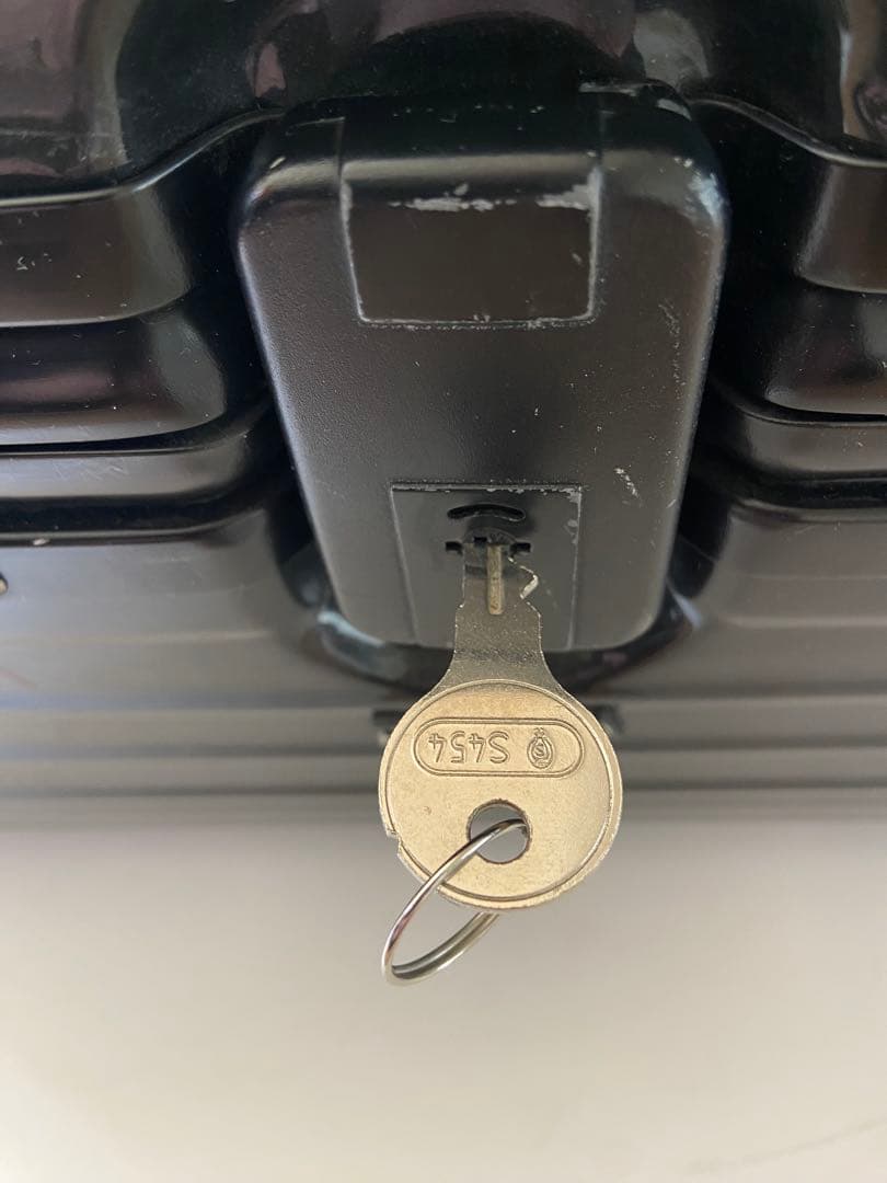 宋支配人様専用リモワ ビューティーケースSamba Novaサンバノヴァ 中古品