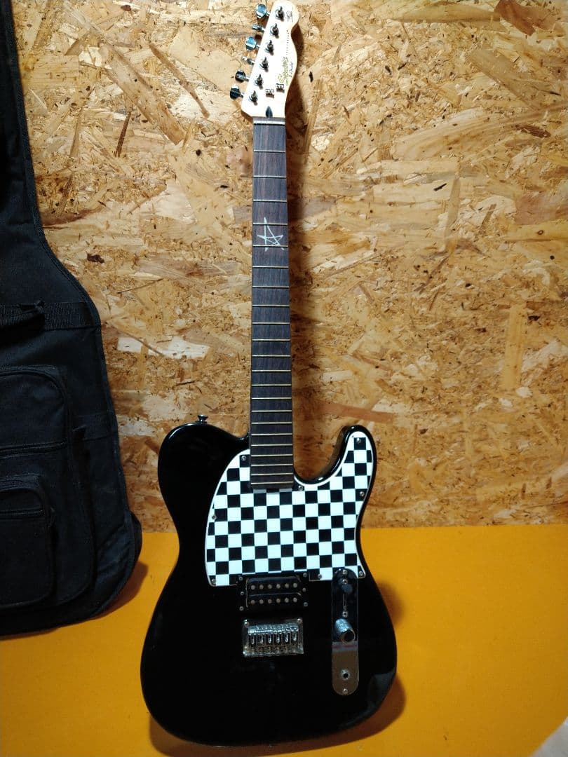 Squier by Fender Avril Lavigne テレキャスター