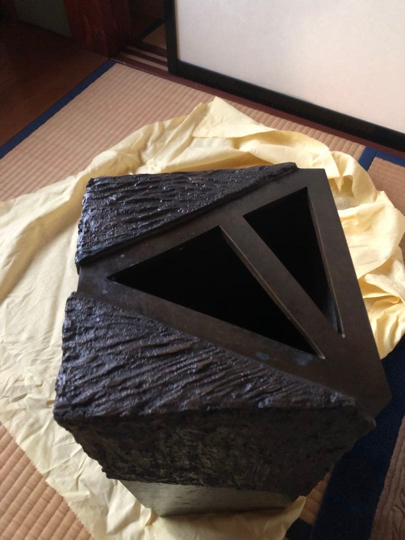 青銅　甃文花器　折原久左衛門　氏作　共箱入