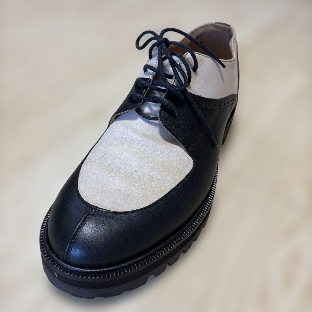 L'F 黒とベージュ 厚底レースアップシューズ