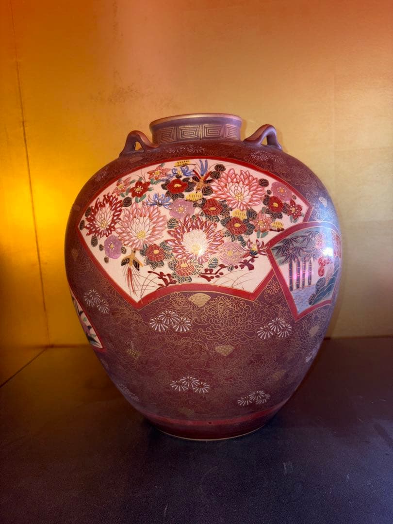 壺　置物　飾り壺 青華緑彩花車模様）切透飾り壺|有田焼の老舗-香蘭社オンラインショップ