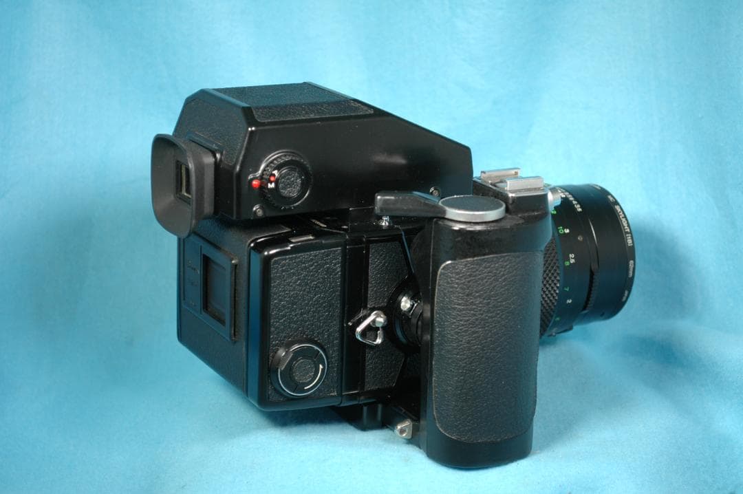ZENZA BRONICA ETR S 《動作品》