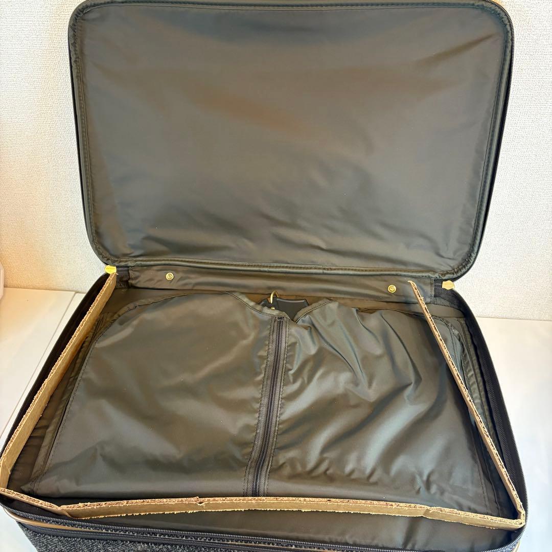 多機能キャリーケース【マットブラックS】B33