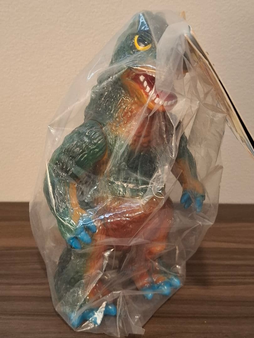 ゴジラ M1号 黄土色成型 WCC22限定 スタンダード ソフビ